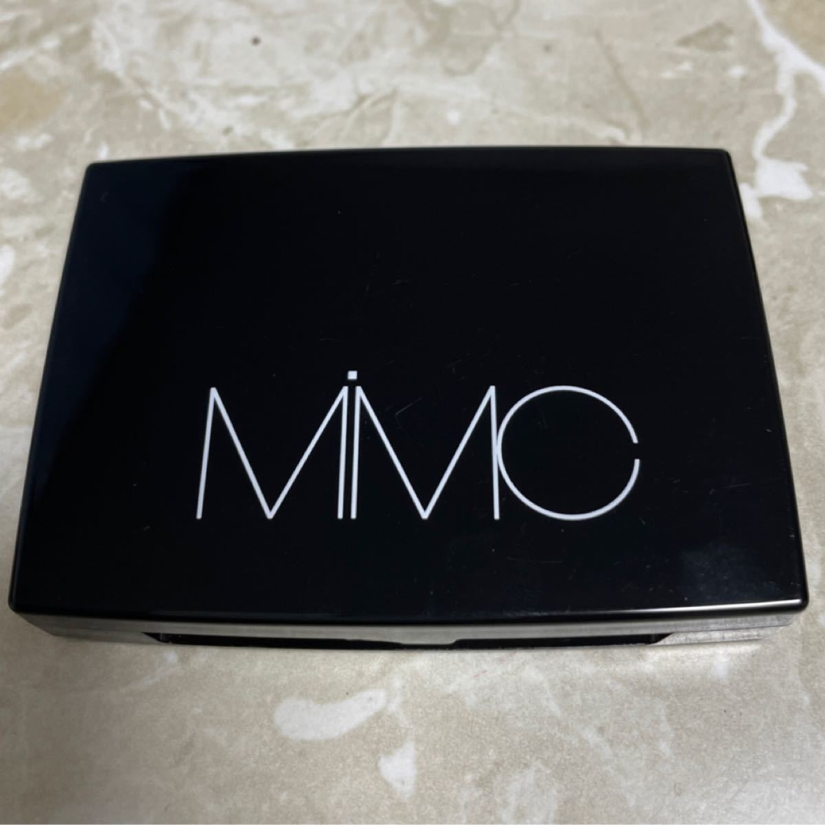 M i MC エムアイエムシー　ビオモイスチュアシャドー　17 マジックアワー（アイシャドウ）made in JAPAN