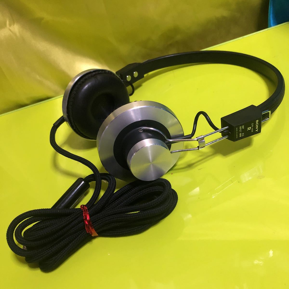 Yahoo!オークション - SONY/ソニー ヘッドホン DR-4M 音出しOK Yahoo!オークション - SONY/ソニー ヘッドホン DR-4M 音出しOK