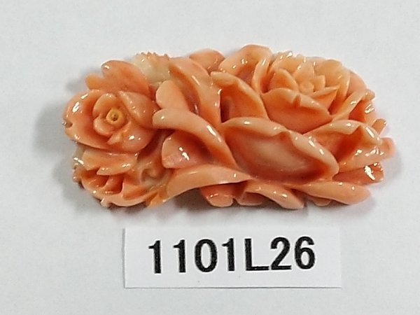 ヤフオク! - 1101L26 本珊瑚 サンゴ ブローチ用 彫刻品 約7.