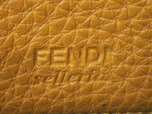FENDI フェンディ 8M0299・QZY-159・7032 ラウンドファスナー長財布 オレンジ 付属品有り_画像2