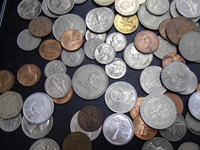 ＃49108【通貨】外国銭 硬貨 おまとめ アメリカ イギリス オーストラリア 中国 古銭 1100ｇover _画像5
