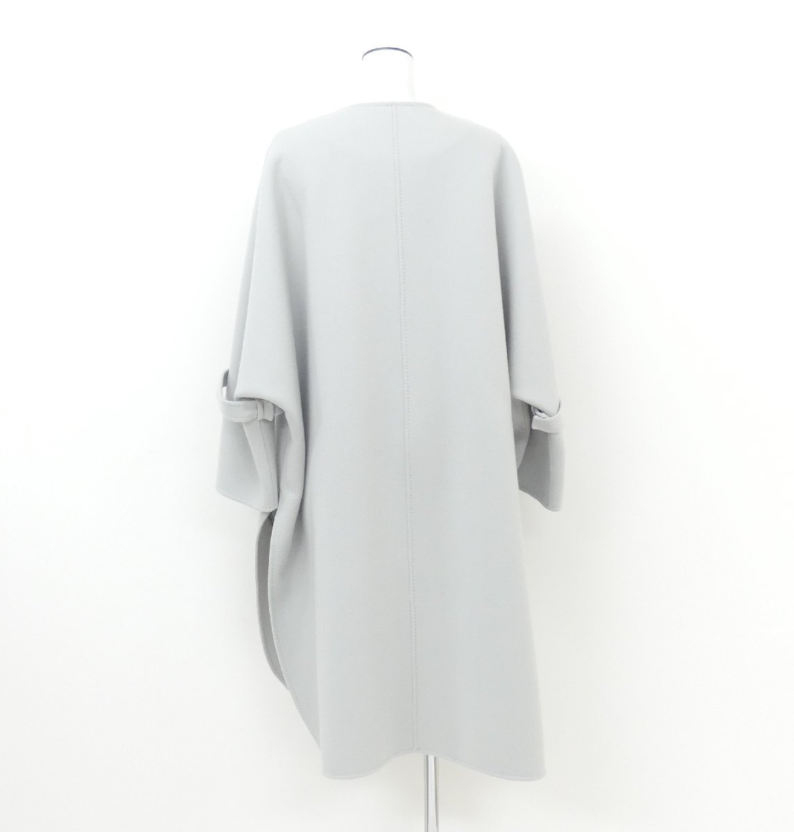 安い購入 週末限定値下げ エブール ebure リュクスメルトン ノーカラー
