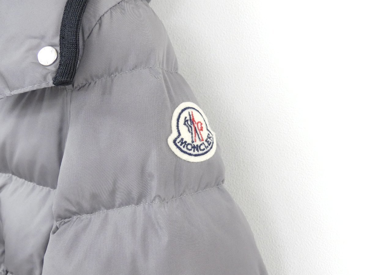 送料込 MONCLER ロングダウンコート CHARPAL 12A グレー ナイロン