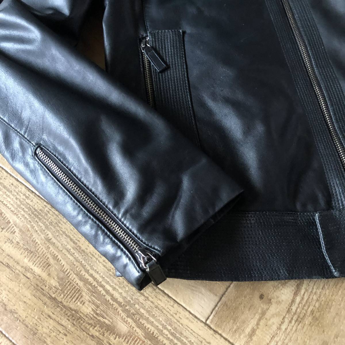 期間限定30%OFF! ARMANI サイズM アウター ライダーズレザー