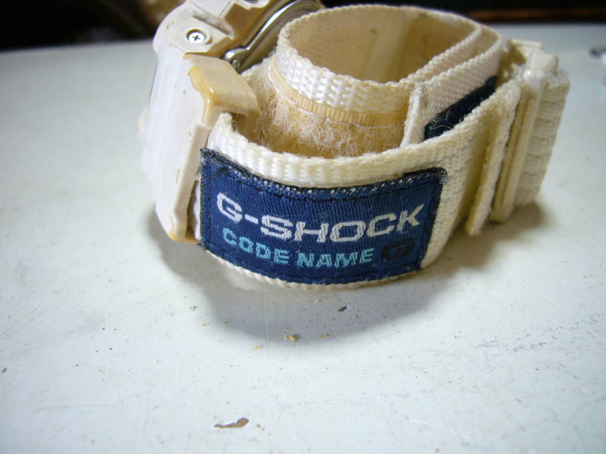 * Casio G shock CODE NAME castaspell DW-6697 men's clock G-SHOCK
