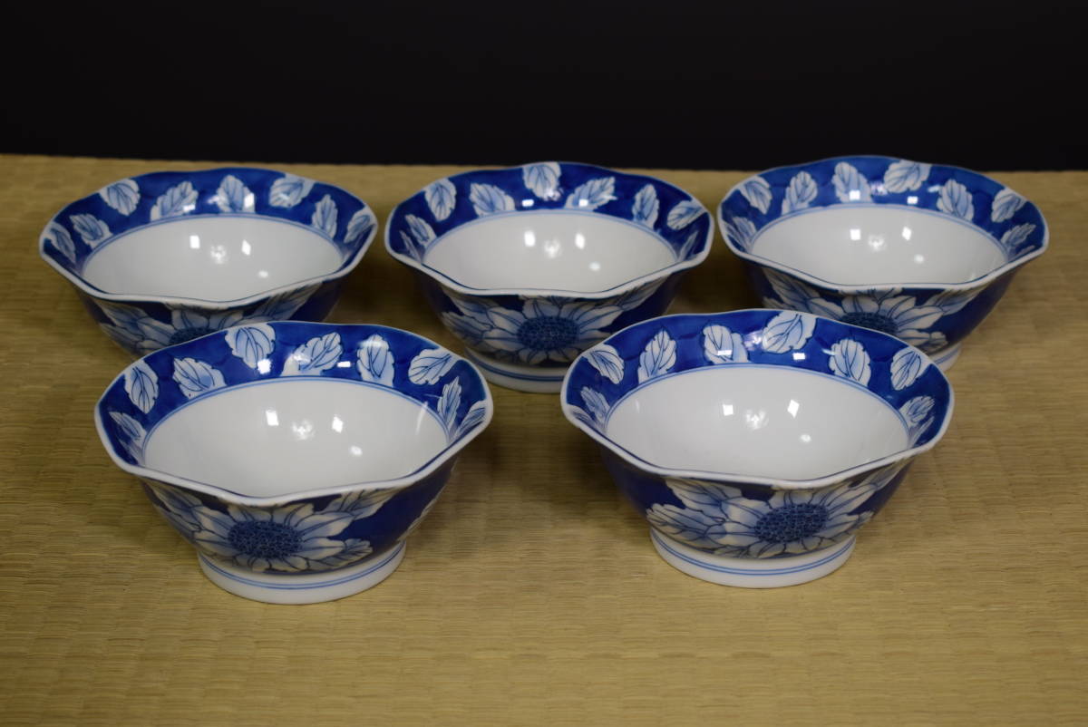 【和】古美術収集家買出品 時代古作 作家物 染付花文鉢 五客揃 和食器 料亭器 (4599)の画像1