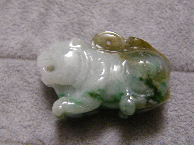 1019.天然ミャンマー産 ヒスイ 翡翠 玉 虎 寅トラ 在庫処分