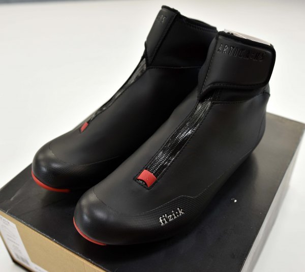 大人気新作 シューズ Artica R5 送料無料1☆OUTLET☆Fizik☆フィジーク