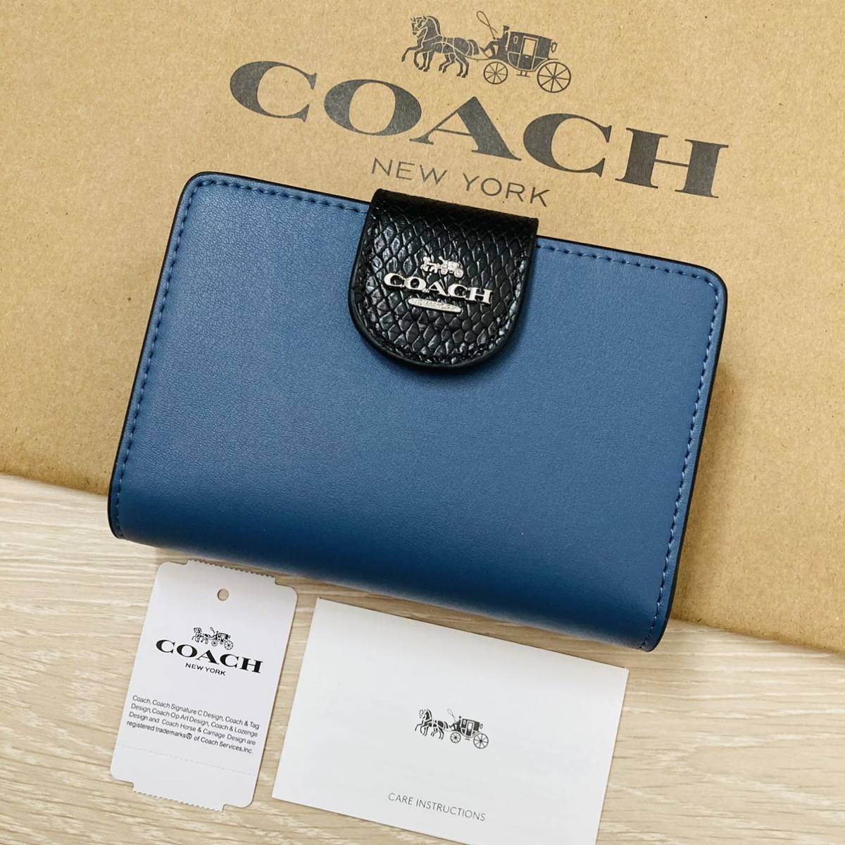 COACH コーチ 866 ミディアムウォレット 二つ折り財布 カラーブロック