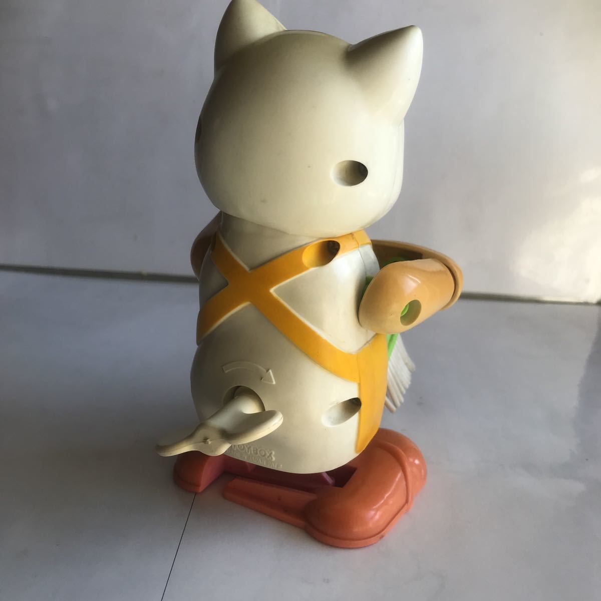 昭和レトロ ネコのお掃除 toyboxゼンマイおもちゃフィギュア人形 猫 