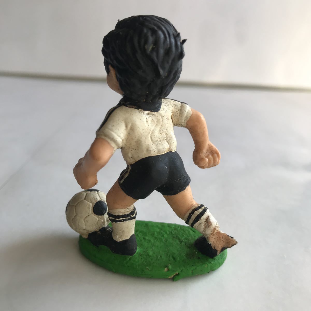 ■昭和レトロ サッカー少年　フィギュア人形　不明　当時物c■検）おまけ食玩消しゴム昔グリコ古い当時森永おもちゃ玩具_画像2