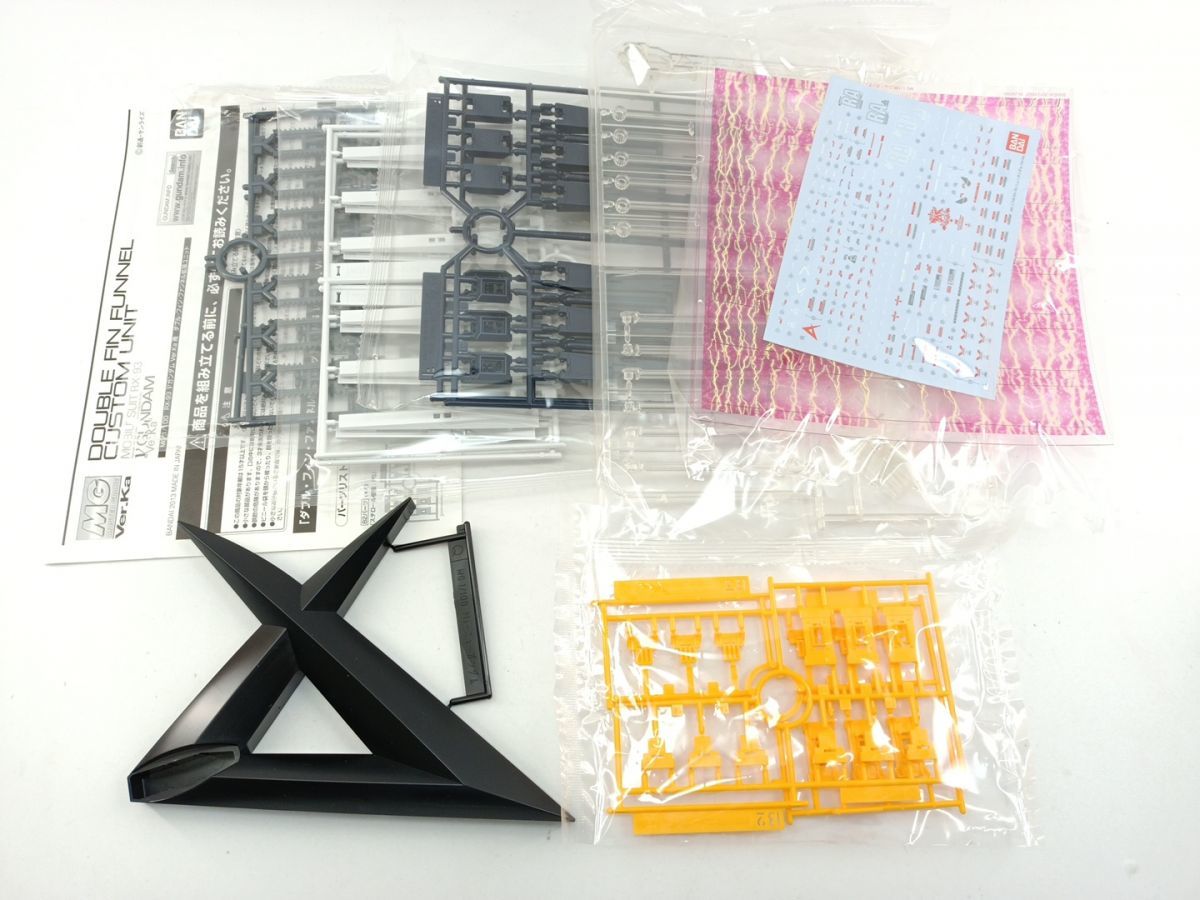 注目の MG νガンダム Ver.Ka用 ダブル フィン ファンネル拡張ユニット