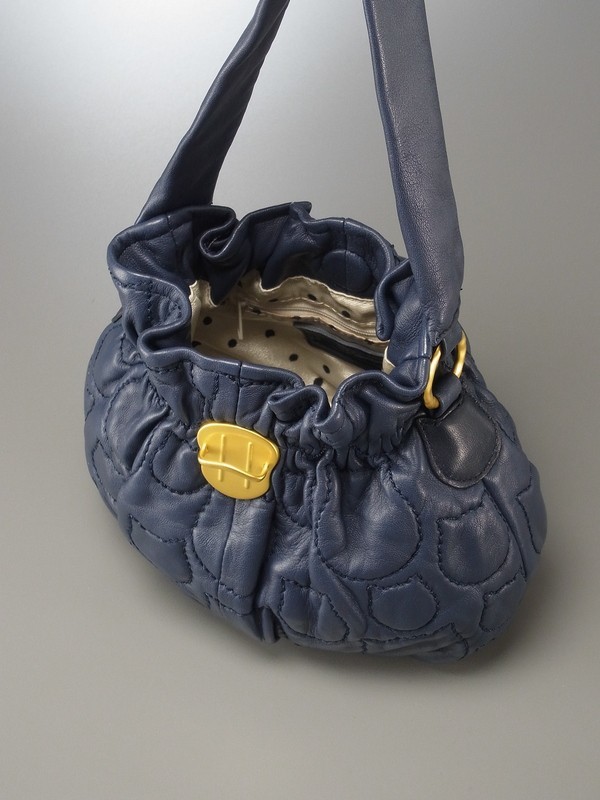 ME4547 ツモリチサト tsumori chisato ネコキルト 猫 レザー