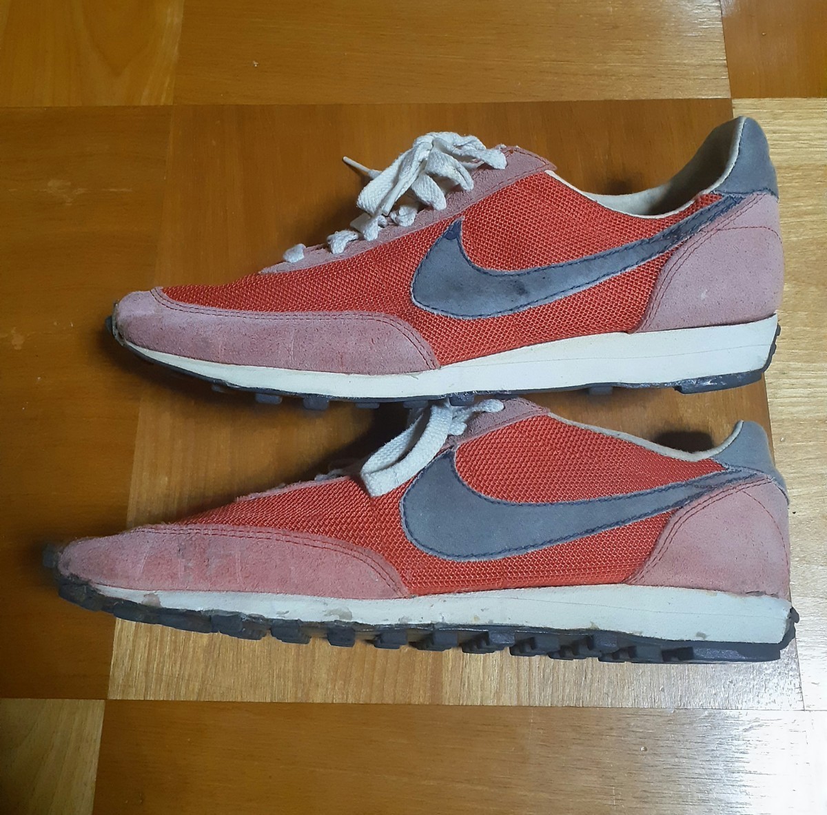 NIKE　LDV  赤　27 ナイキ　