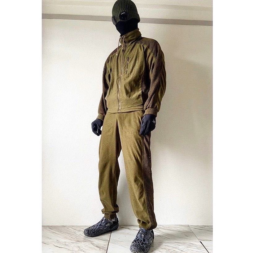 【在庫処分】 ワニ柄 クロコダイル柄 90s ビンテージ ヴィンテージ vintage 爬虫類 セットアップ トラックジャケット トラックジャージ 総柄 アニマル柄 Lサイズ 【在庫処分】 ワニ柄 クロコダイル柄 90s ビンテージ ヴィンテージ vintage 爬虫類 セットアップ トラックジャケット トラックジャージ 総柄 アニマル柄 Lサイズ
