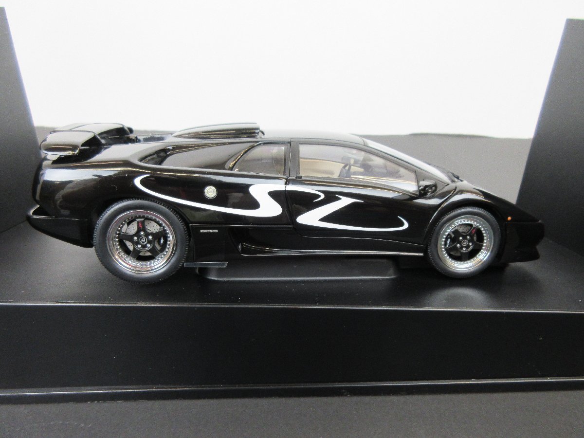 AUTOart☆オートアート 1/18 ランボルギーニ ディアブロ SV ブラック