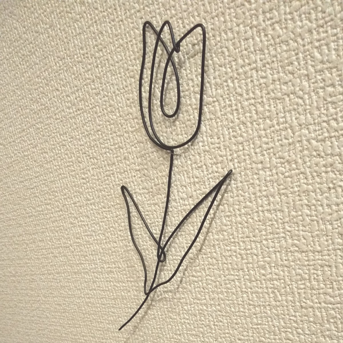 ワイヤークラフト　チューリップ　韓国　オシャレ　インテリア　シンプル　ワイヤーアート　壁飾り
