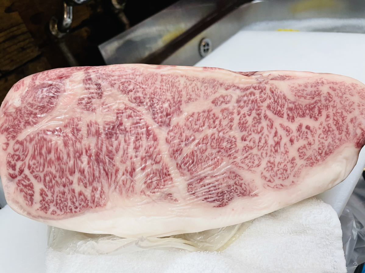 黒毛和牛 特選 A5 11点 薩摩牛 サーロイン 2.74k 業務用 BBQ ステーキ