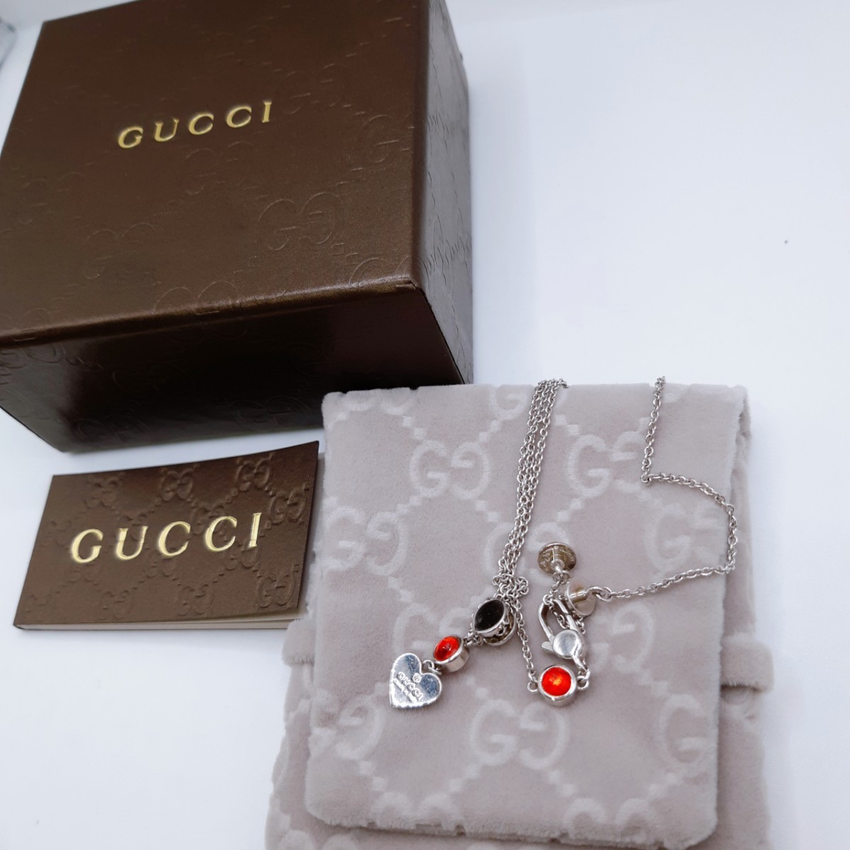 GUCCI グッチ　シルバー　ネックレス　ハート　レッドクリスタル　325871 スタッズ　SV925