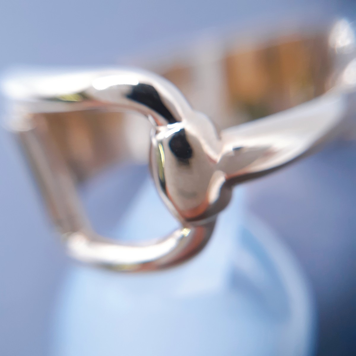 【GUCCI】グッチ　スカーフリング 楽天市場】スカーフリング グッチの通販