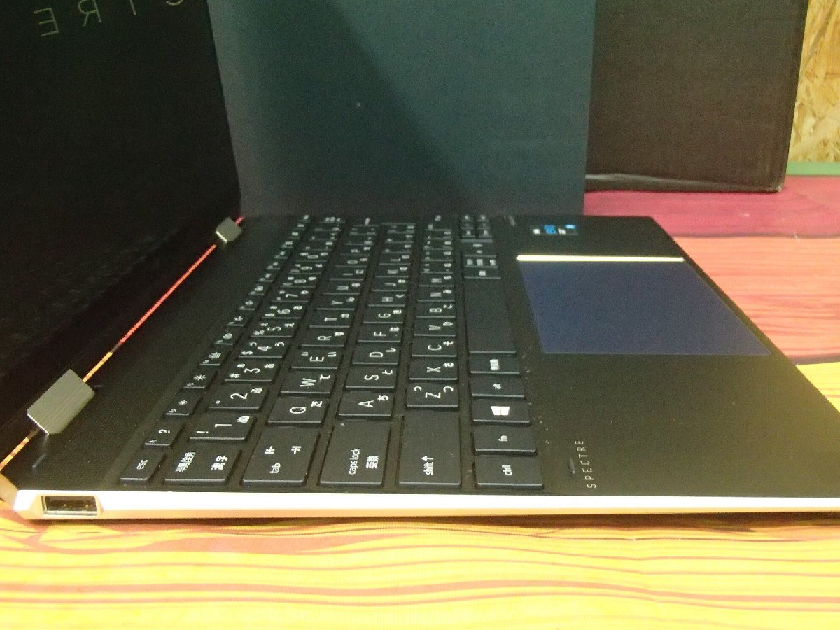 ランクS 展示美品】HP Spectre x360 14-ea0048TU Core i7-1165G7