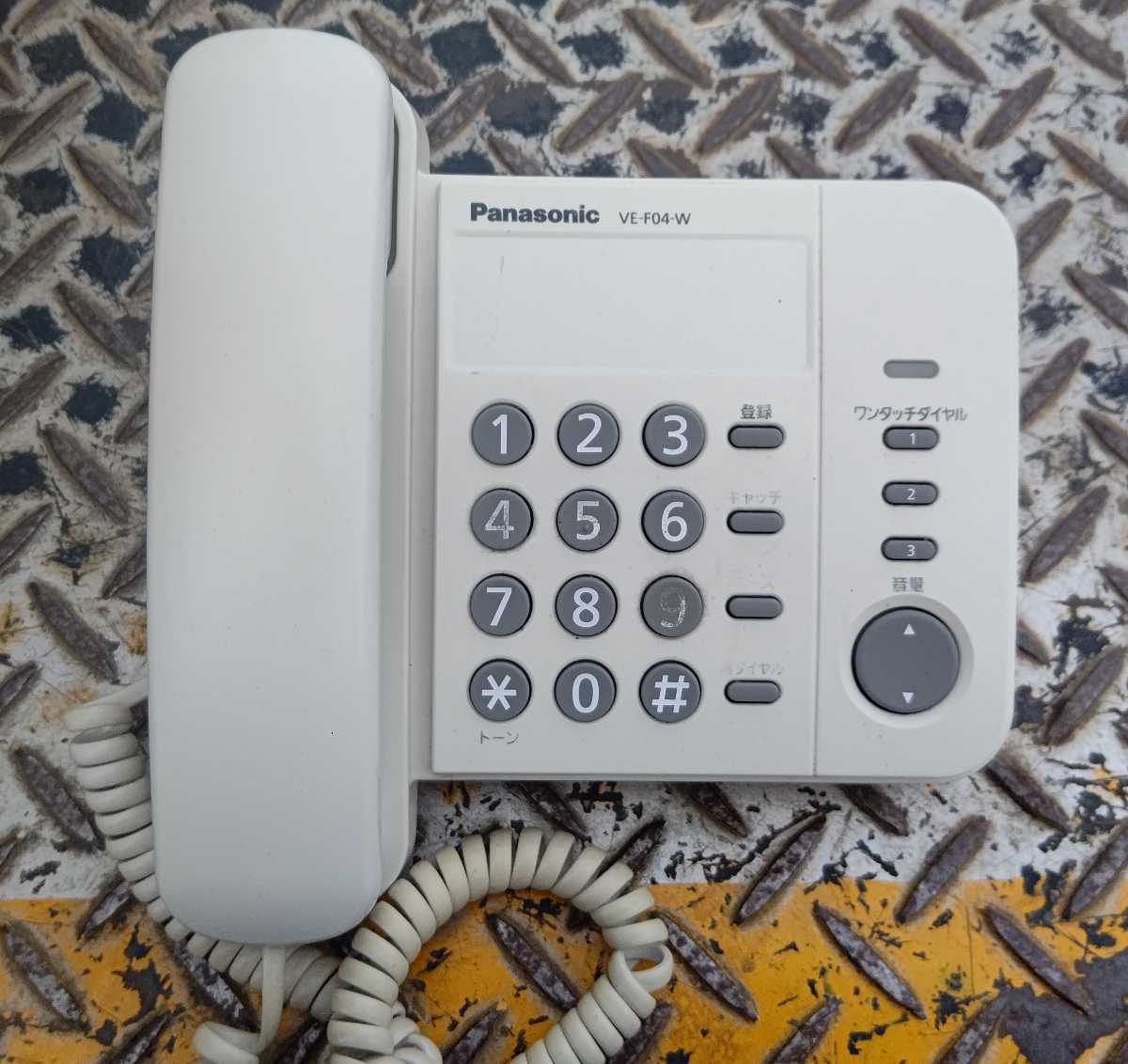 Panasonic デザインテレホン VE-F04 -W 電話機(電話機一般)｜売買されたオークション情報、yahooの商品情報をアーカイブ公開 -  オークファン（aucfan.com）