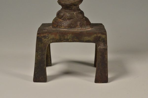 道XJ48】中国 六朝時代 古銅 菩薩 仏像 高さ25.3㎝ 仏教美術 唐物 道XJ48】中国 六朝時代 古銅 菩薩 仏像 高さ25.3㎝ 仏教美術 唐物