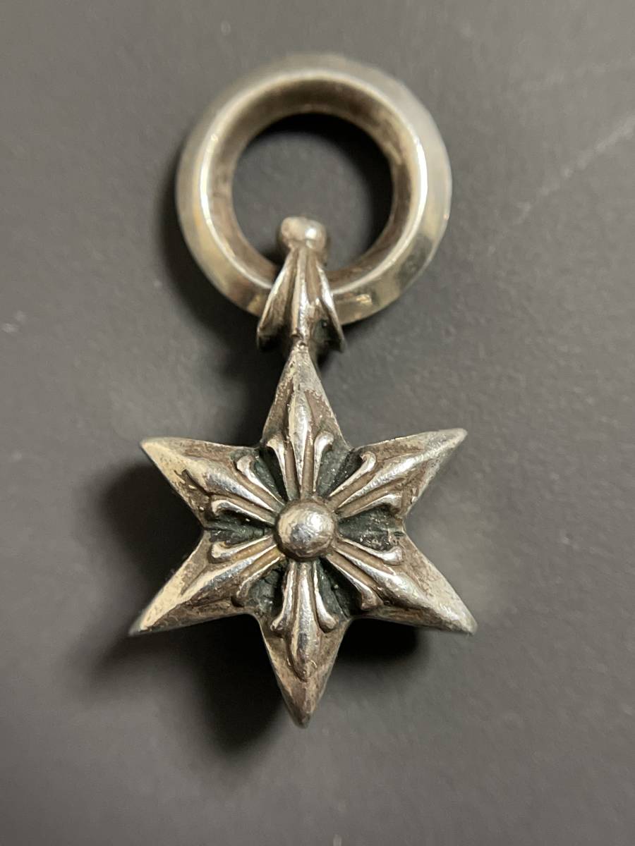 CHROME HEARTS クロムハーツ STAR スター チャーム ネックレストップ