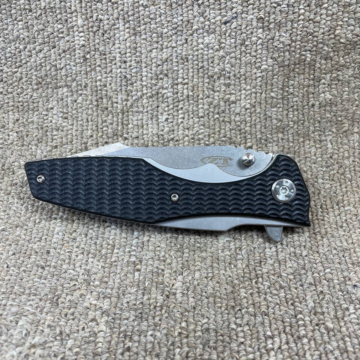 ZT　Hinderer Design Ser.0651 ナイフ　レジャー　アウトドア用品　キャンプ用品　折り畳みナイフ　