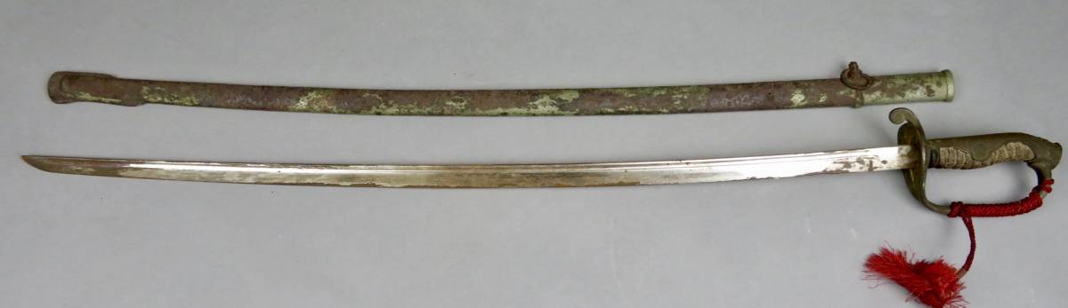 刀剣美術 時代物 大日本帝国 旧日本軍【指揮刀】サーベル 桜紋 刀剣美術 時代物 大日本帝国 旧日本軍【指揮刀】サーベル 桜紋