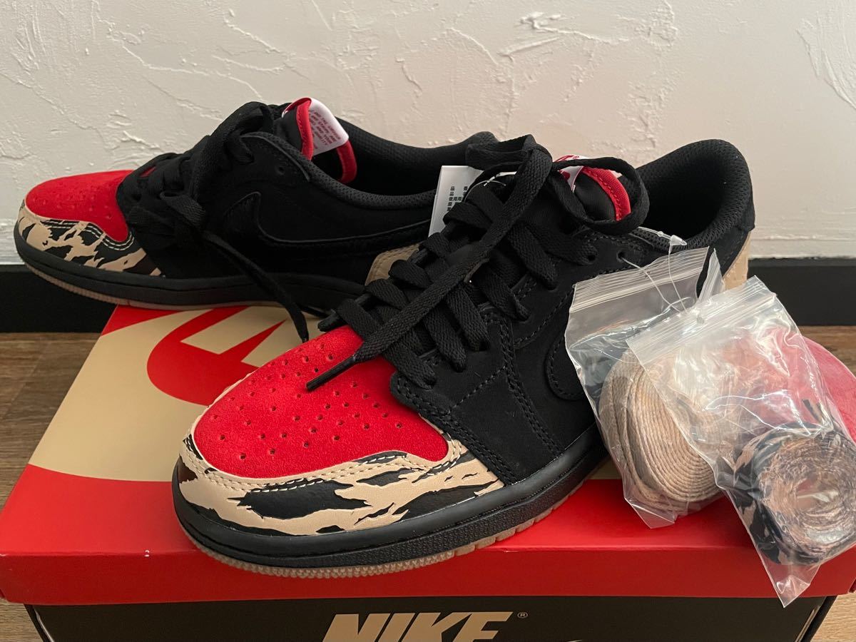 NIKE エアジョーダン1 NIKE AIR JORDAN ソールフライ　solefly black and sport red