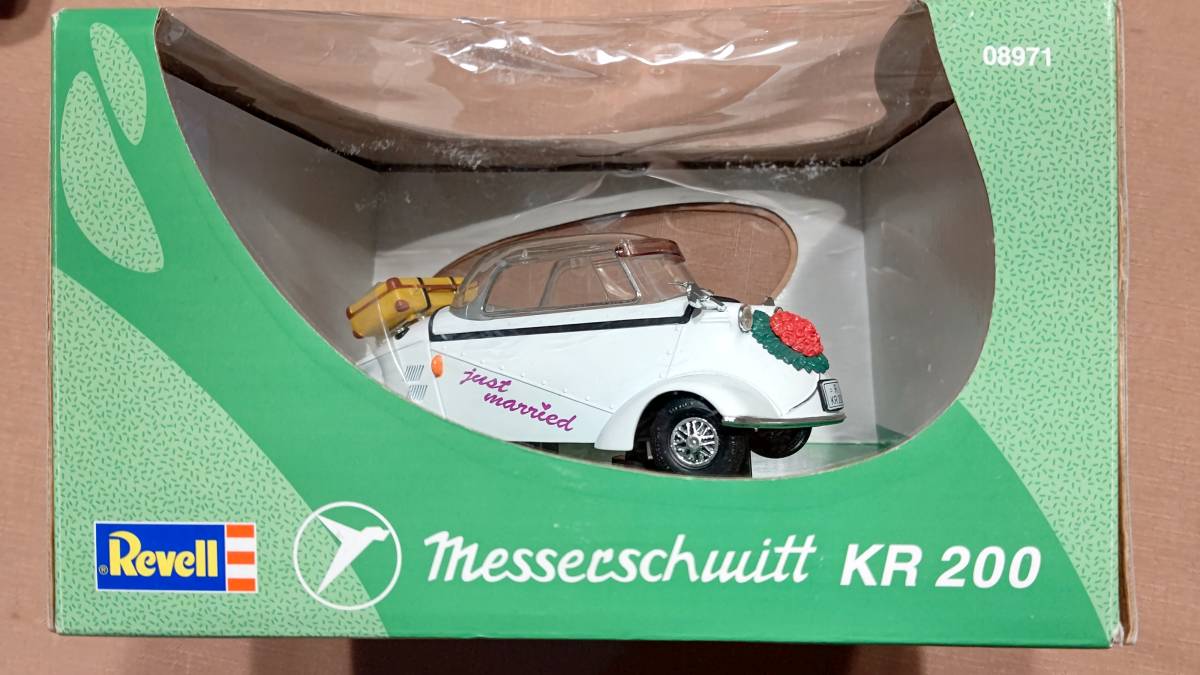 ヴィンテージ 1997 レベル 08971 Revell 1/18 メッサーシュミット Messerschmitt KR 200 - White 新婚旅行トランク付き 箱入り 激レア