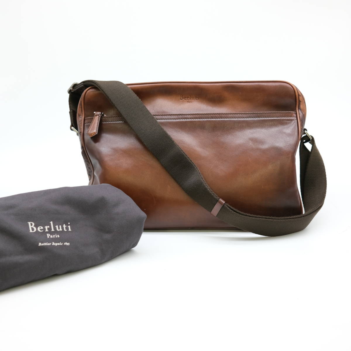 爆買い人気】 Berluti - ベルルッティ ショルダーバッグ メッセンの