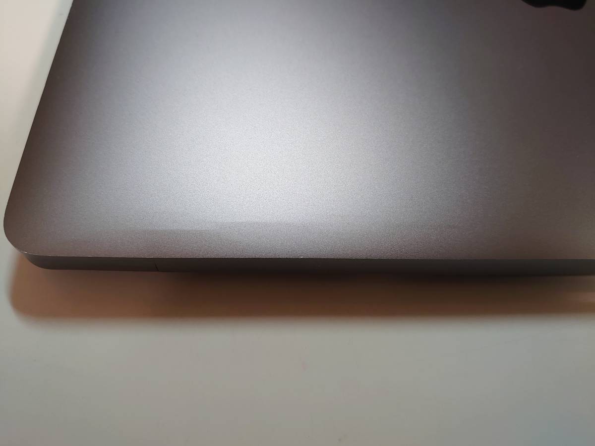 MacBook Air Retina 13インチ 2020 Core i3 1.1GHz/8GB/SSD 256GB