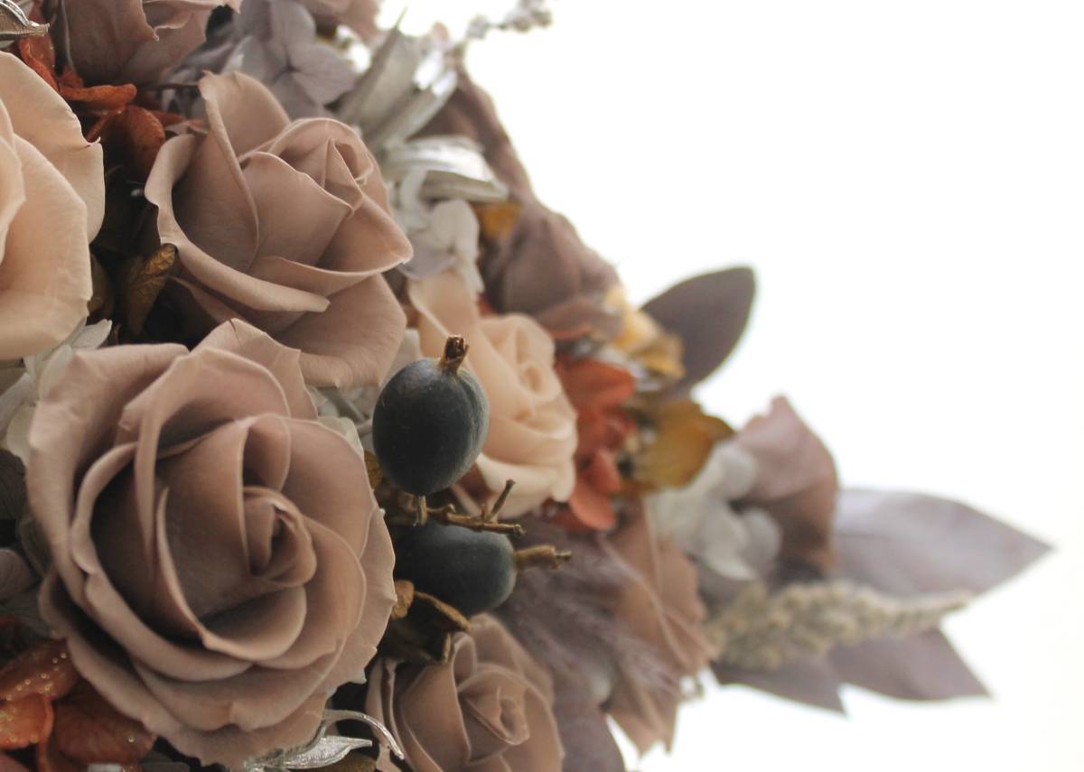 § wonderful § gorgeous ~! new color * Brown gray rose. large arrange!