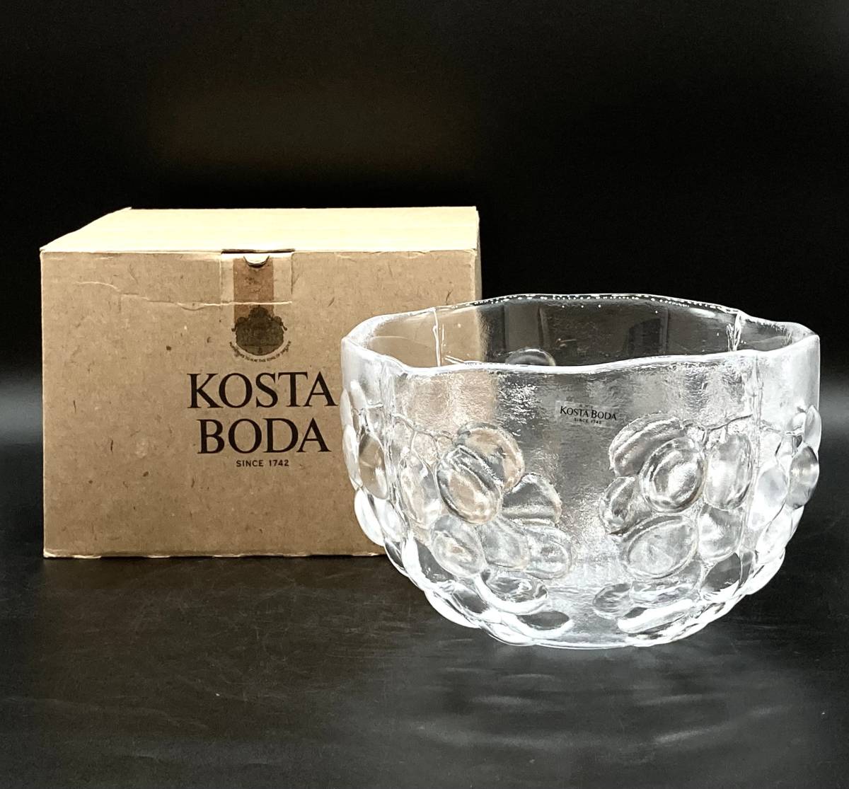 622【コスタボダ　ガラス　ボウル】食器　お皿　クリスタル　GRAPE　Bowl　185mm　KOSTA BODA　箱付_画像1