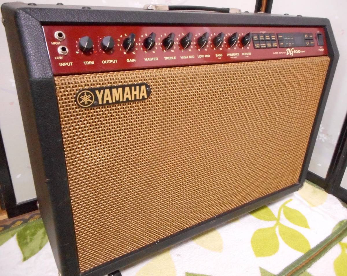 希少モデル】□YAMAHA DG100-212 Guitar AMP(Ver UP済)【USED,送料込