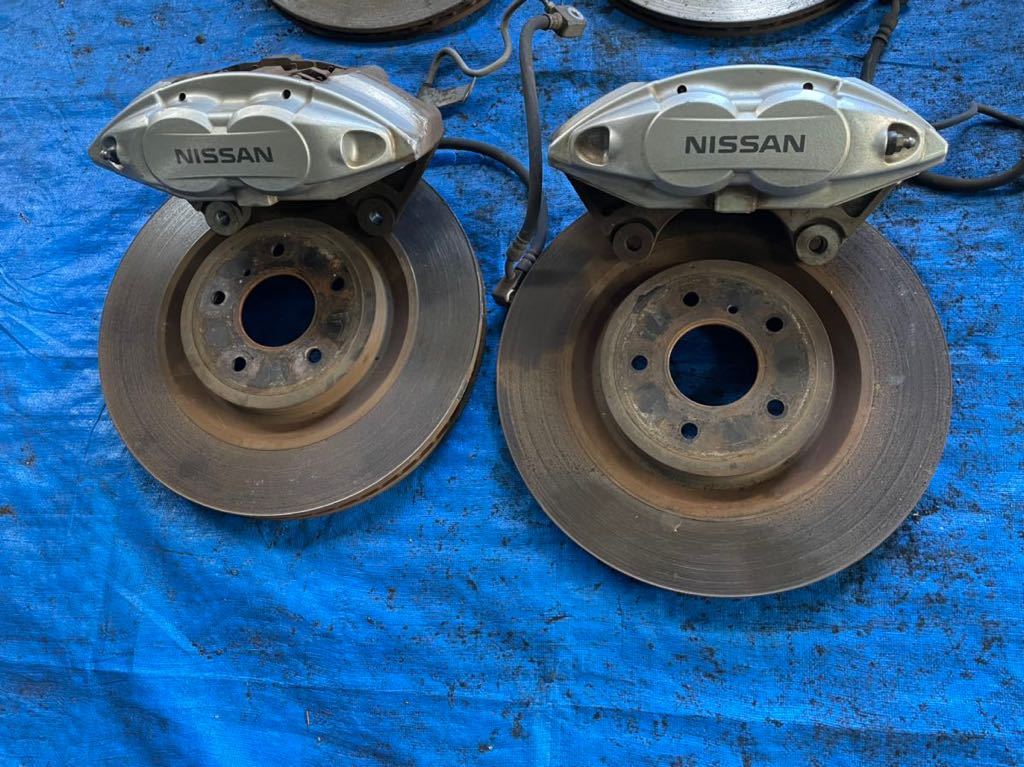 14 Nissan 51 Fuga модель S оригинальный akebono. тормоз 4POT 2POT большой суппорт, тормозной диск передний и задний (до и после) для одной машины D- внизу 
