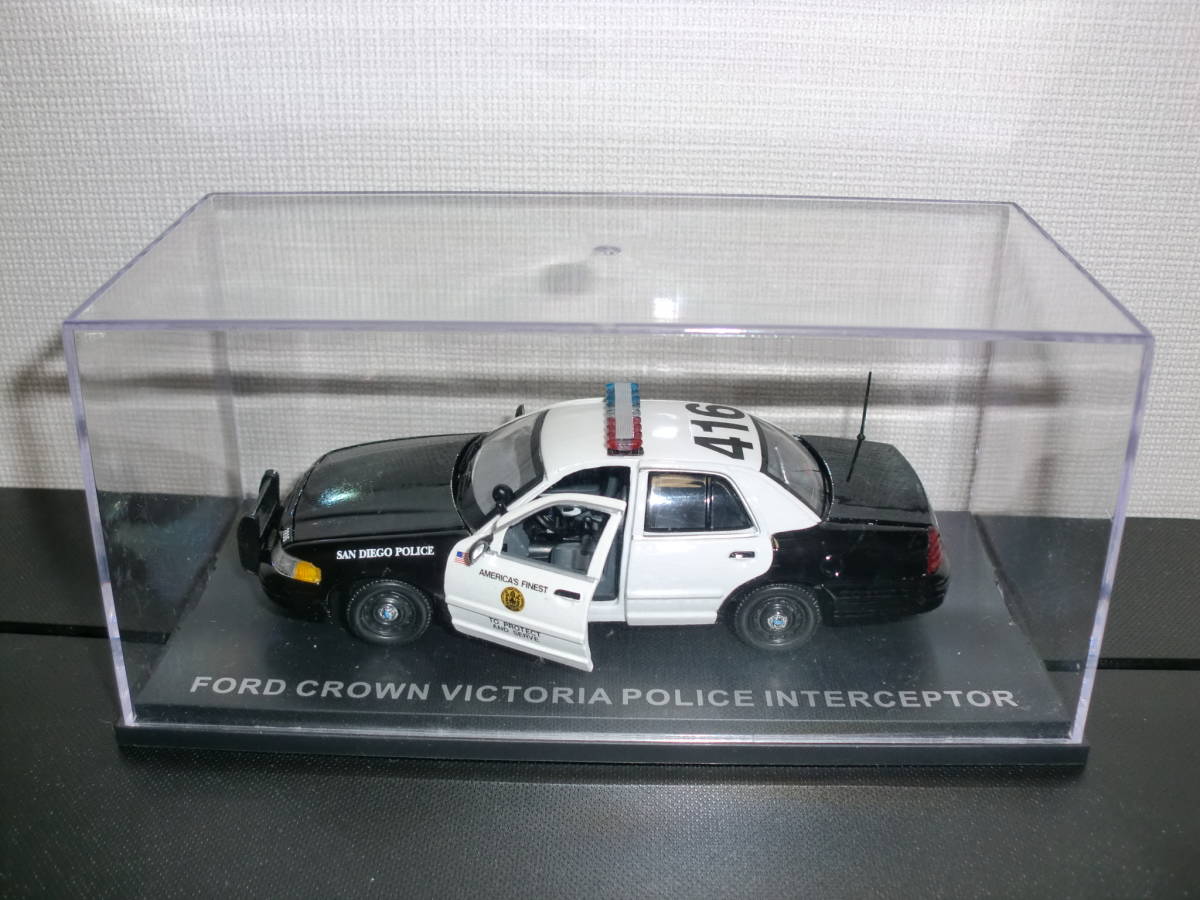 ☆ First Response FORD Crown Victoria 「SAN DIEGO POLICE」 1/43