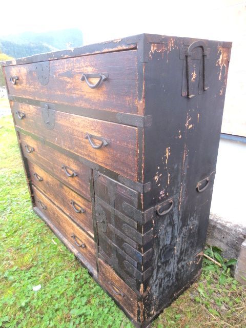 # large shop .. old Japanese-style house from using included ... atmosphere. exist era chest of drawers # peace furniture chest tree box retro antique old chest of drawers antique 