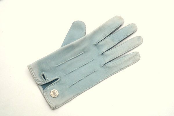 セール 登場から人気沸騰 エルメス 箱付 HERMES 新品 エルメス 手袋