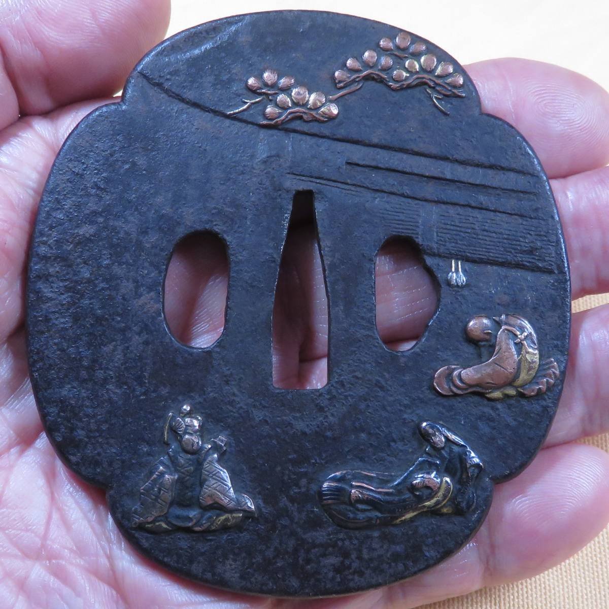 名品 517 鉄鍔 変形 海鼠透図 音色良 鉄骨有ガ...+itoisiku.jp