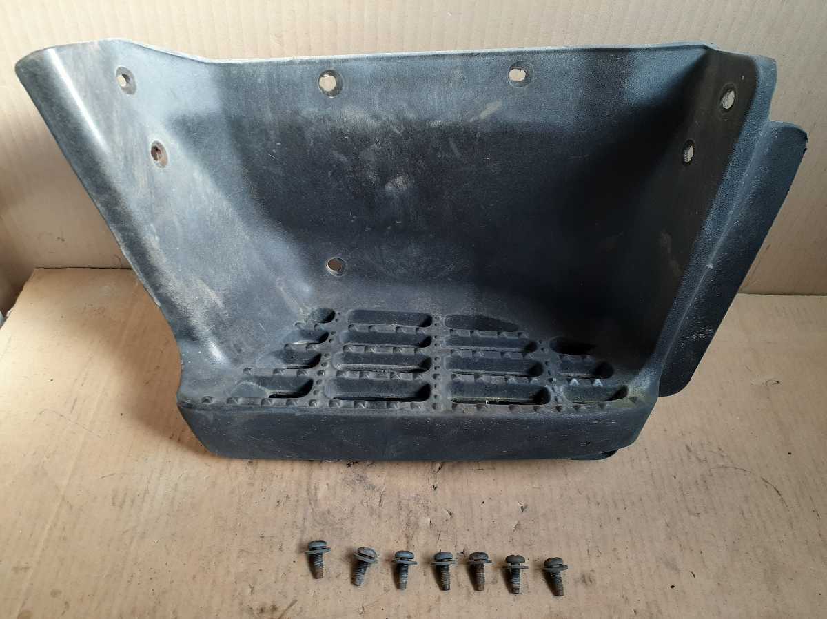 BU301 Dutro right step plate 25220km Dyna Toyoace saec 51771-37100