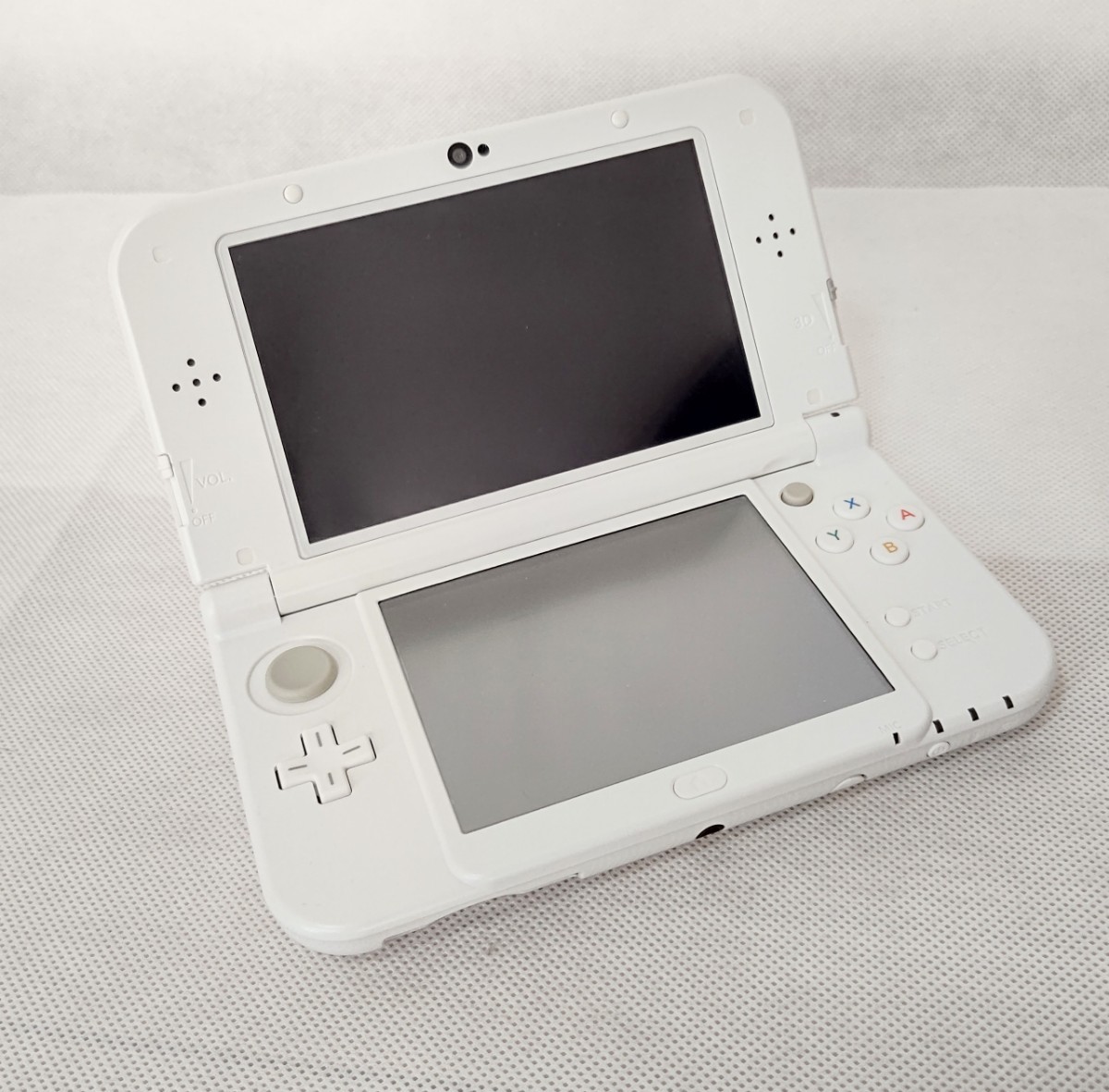 美品 Newニンテンドー3DS LL パールホワイト 任天堂 Nintendo