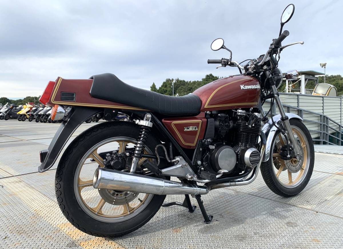 Yahoo!オークション - Z750/FX 川崎旧車絶版車 珍しいレッド Yahoo!オークション - Z750/FX 川崎旧車絶版車 珍しいレッド