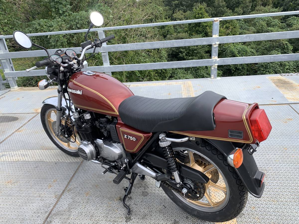 Yahoo!オークション - Z750/FX 川崎旧車絶版車 珍しいレッド Yahoo!オークション - Z750/FX 川崎旧車絶版車 珍しいレッド
