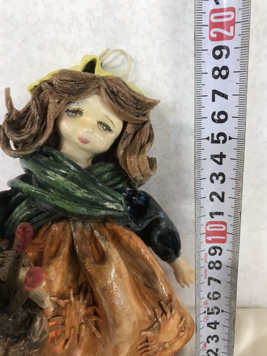 Y miscellaneous goods 1* pick up * Match sale. young lady ceramics doll hand made wall hanging ornament interior objet d'art antique doll pretty present condition delivery 