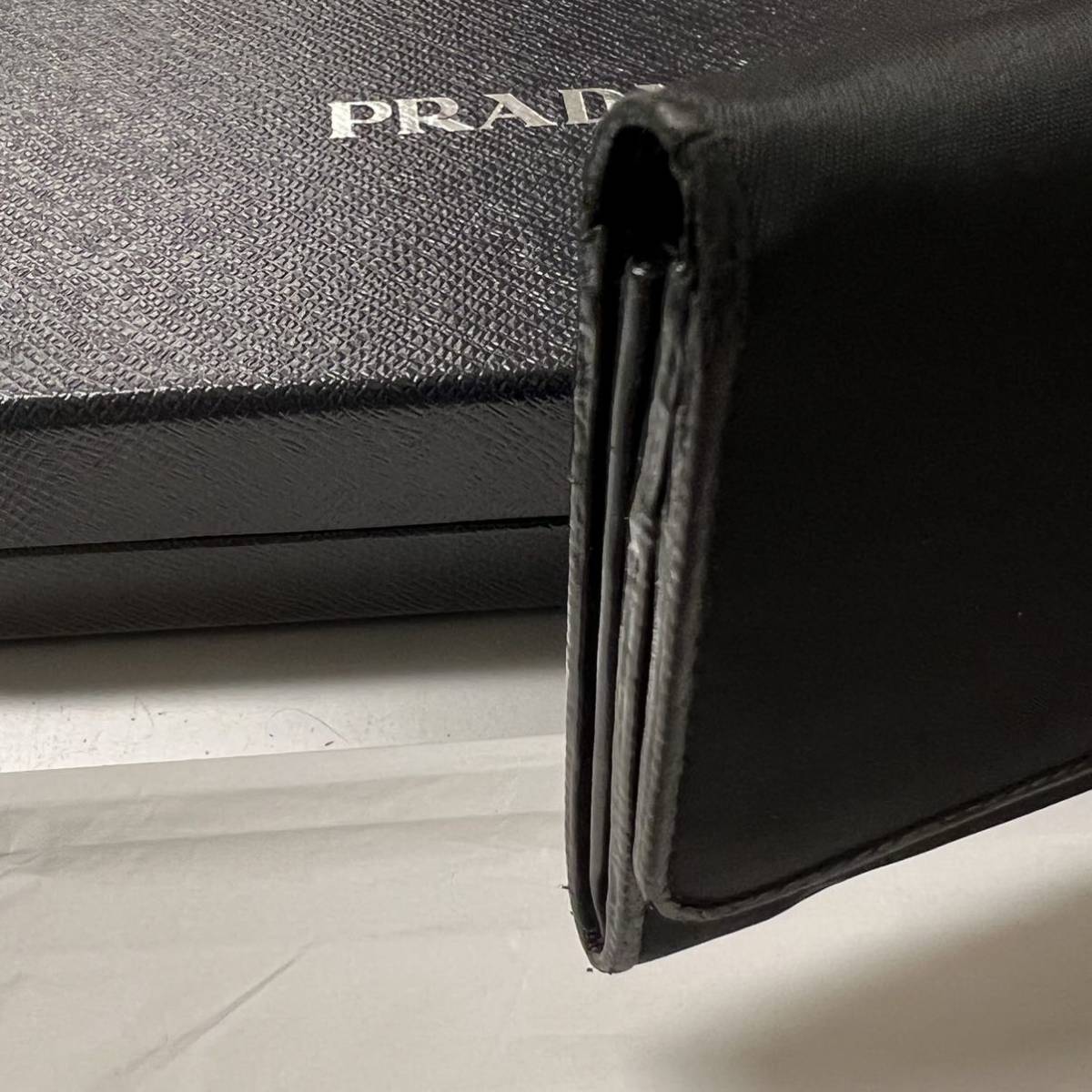 レビューを書けば送料当店負担 PRADAビーズロゴ長財布 kids-nurie.com