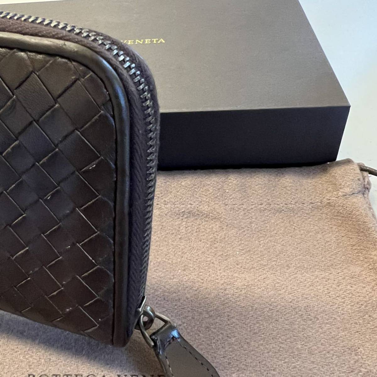 未使用に近い! ボッテガヴェネタ BOTTEGA VENETA 財布 長財布