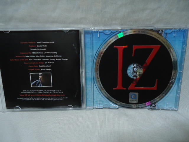 即決　ハワイ　2001年製　IZ　Alone In IZ World　CD_画像4